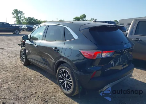 2022 Ford Escape Sel Plug-In Hybrid z USA, uszkodzony, nr VIN 1FMCU0KZ3NUB80373